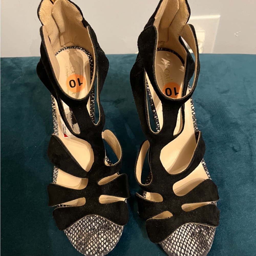 Women’s Catherine Malandrino Black Suede Heels
